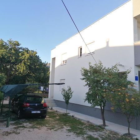 Apartments Lota Starigrad Paklenica Eksteriør bilde