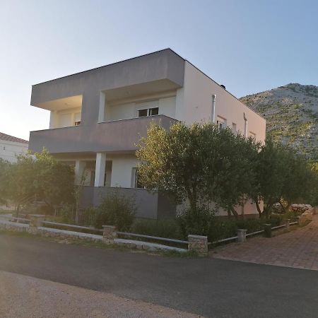 Apartments Lota Starigrad Paklenica Eksteriør bilde