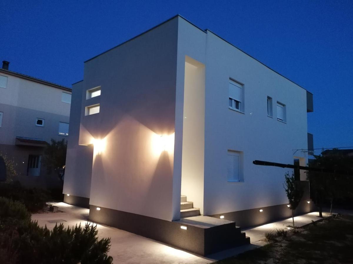 Apartments Lota Starigrad Paklenica Eksteriør bilde